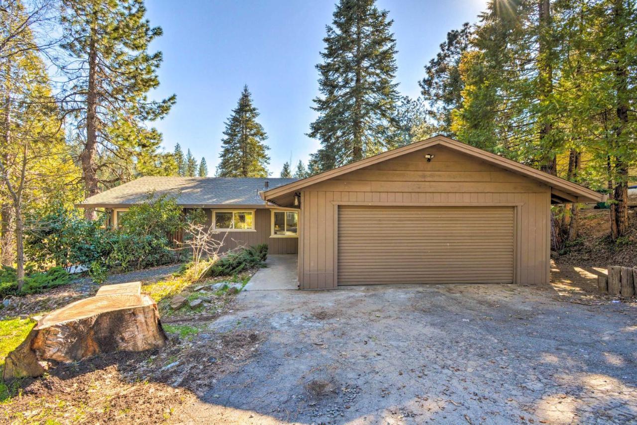Sherwood Forest Cabin With Deck And Fire Pit! Twain Harte المظهر الخارجي الصورة